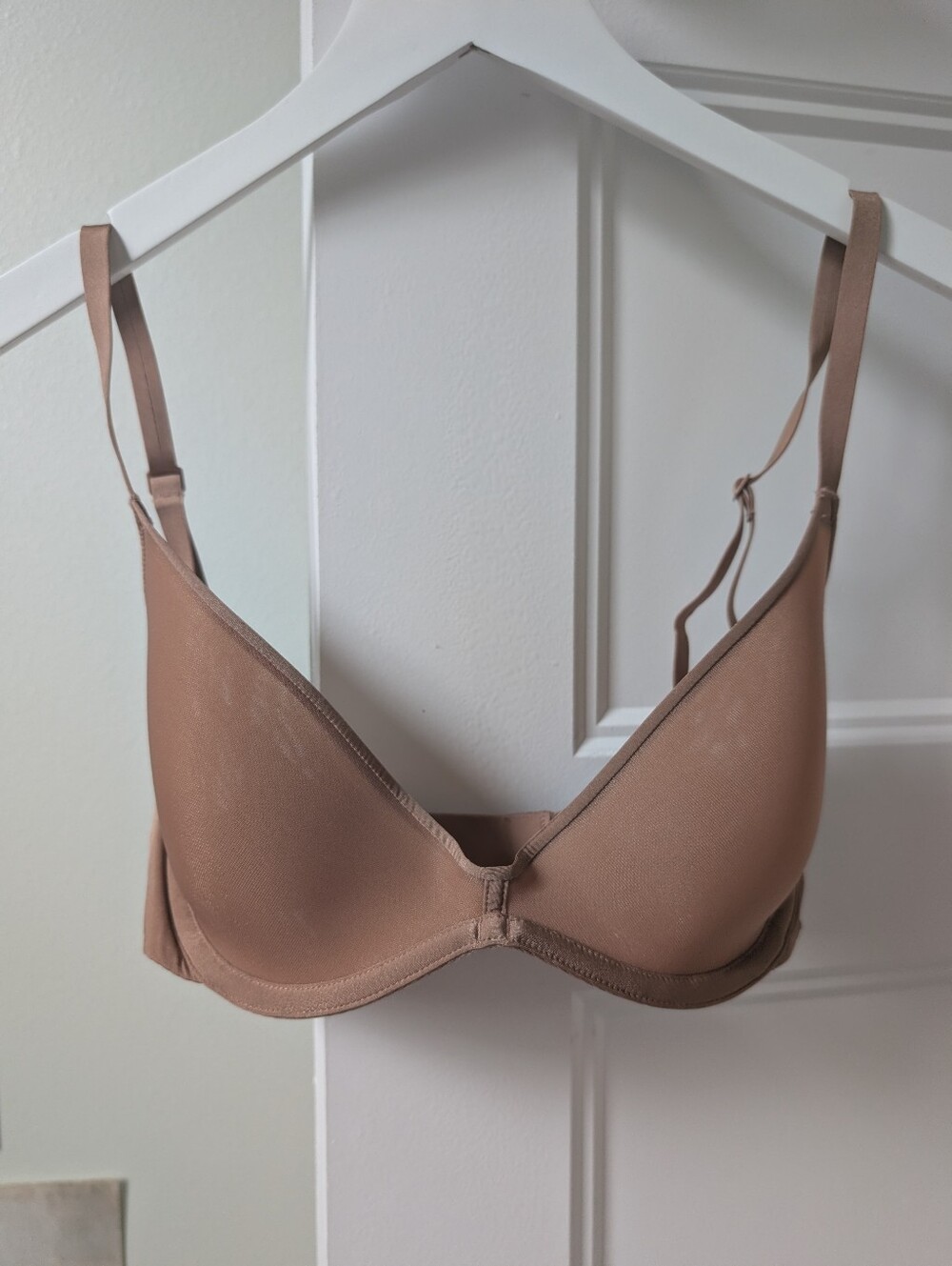SKIMS Weightless Scoop Bra 32C